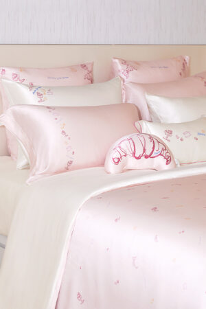 Canelé Silk Bed Set with hand-painted dessert patterns, inspired by love and freedom.